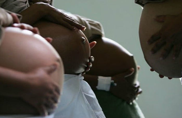 No Brasil, 60% das mortes de mães que deram à luz nos hospitais do SUS ocorreram entre mulheres negras