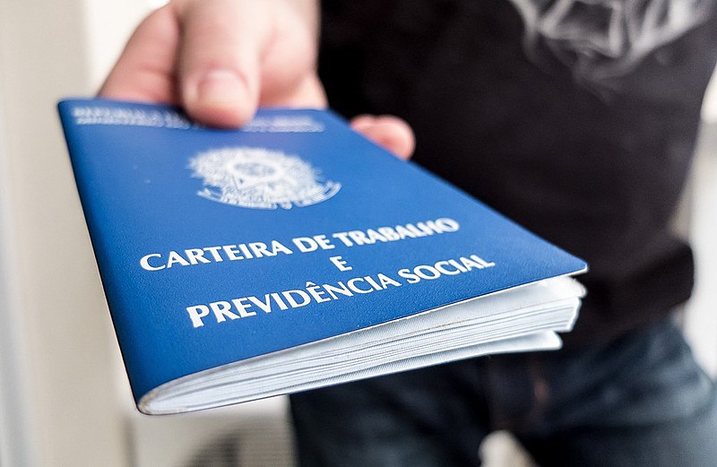 Dos 619.887 empregos, o trabalho intermitente representou 16,5% (102.173 empregos) deste total