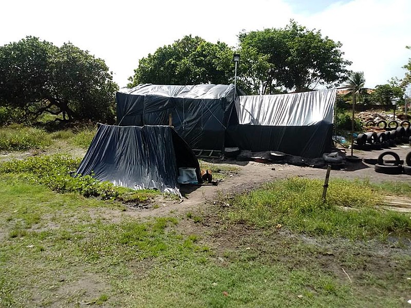 O terreno ocupado por 260 famílias está abandonado há de trinta anos.