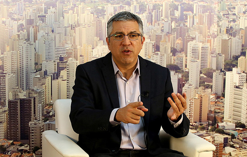 Alexandre Padilha teve participação cancelada no último momento no programa Roda Viva da TV Cultura