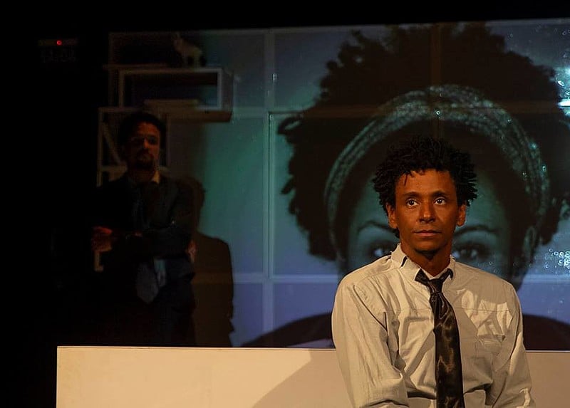 Aldri Anunciação, um dos criadores do projeto Melanina Digital, em ação na quinta edição do Festival Melanina Acentuada