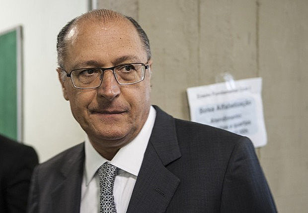 Candidato tucano, Geraldo Alckmin nega ter sido beneficiado por empreiteira