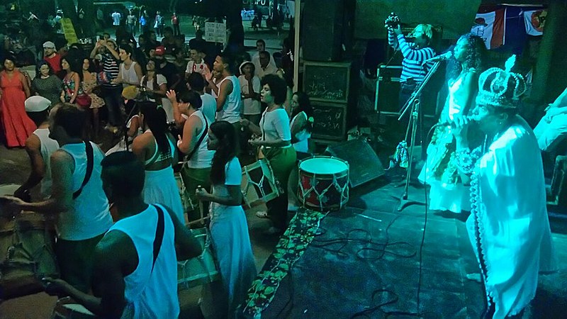 Abissal e Maracatu Real da Várzea durante show no Acampamento Popular em Defesa da Democracia