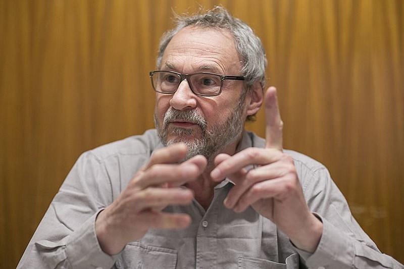 Paulo Mors: “Nunca se estragou tanto em tão pouco tempo. Na educação, o grande objetivo é a privatização”