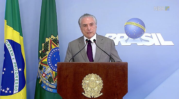 O presidente fez anúncio surpresa nesta segunda-feira (13) no Palácio do Planalto