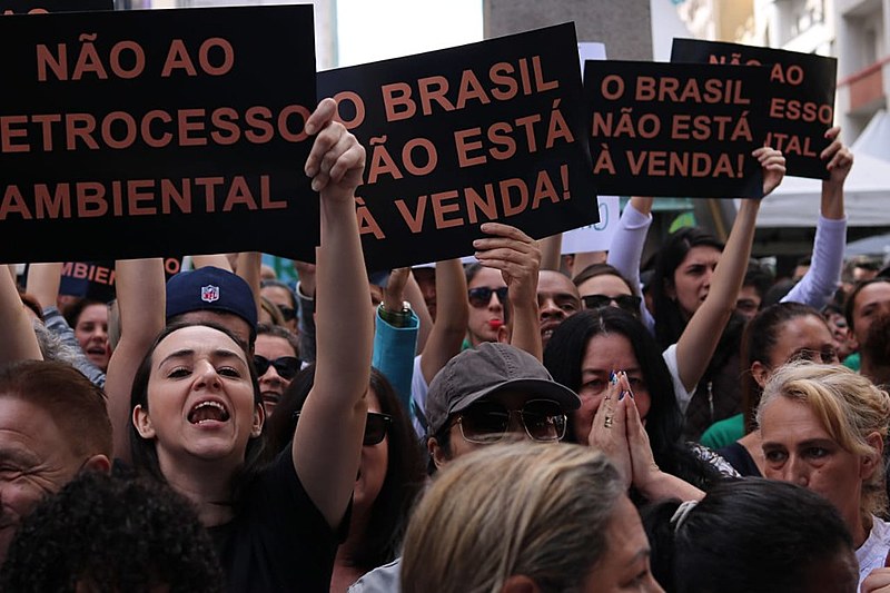 O lançamento da Frente Popular e Parlamentar em Defesa da Soberania Nacional questiona as tentativas de privatizações do governo Bolsonaro