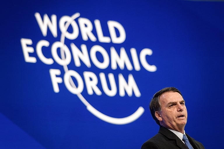 Bolsonaro adotou compartamento incomum ao encerrar sua fala em poucos minutos