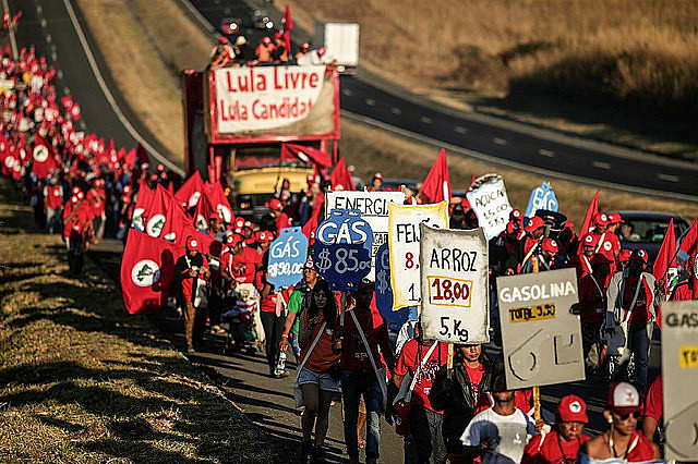 Marcha Nacional Lula Livre foi uma das grandes mobilizações em defesa da democracia e pelo direito de Lula ser candidato, em 2018