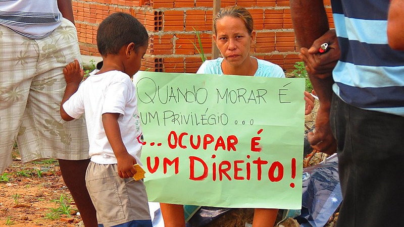 Para especialista, “A educação em direitos humanos é uma educação de respeito ao outro e respeito a si mesmo”.