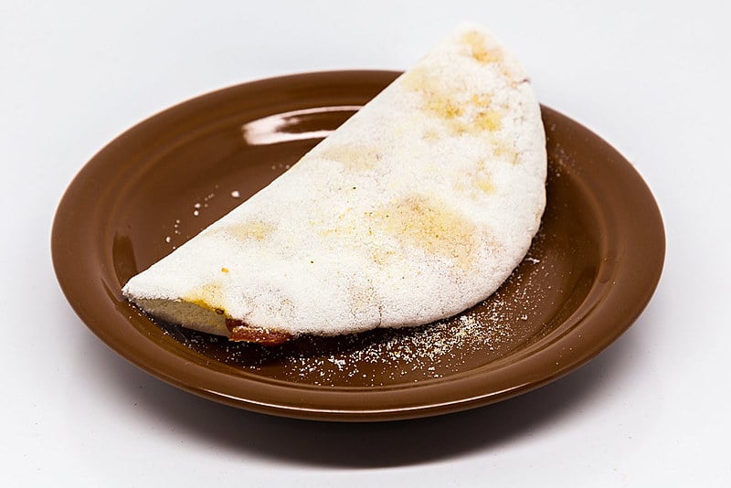A tapioca é uma comida típica brasileira, mais comum nas regiões norte e nordeste