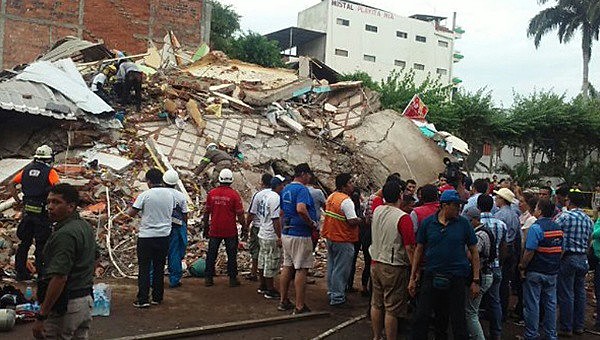 Até o momento,  a catástrofe no Equador deixou 587 falecidos, 8.340 feridos e 153 pessoas desaparecidas