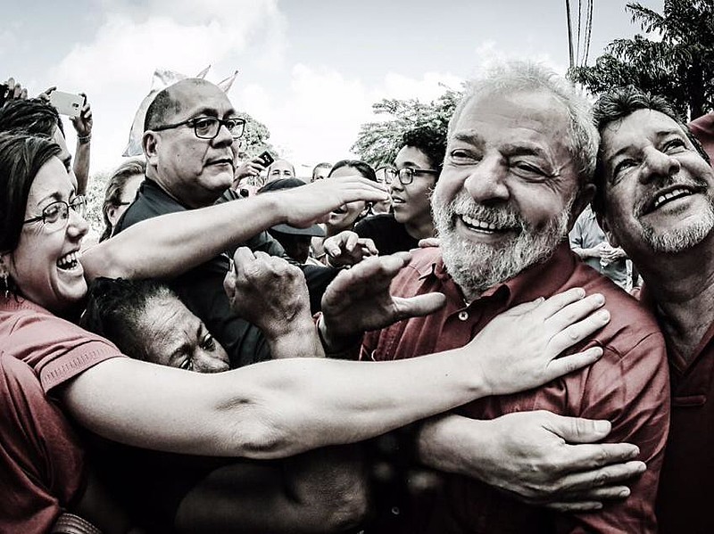 A Justiça se definiu contra a decisão do desembargador Favreto, que tem poder para tomar decisões, que não foram respeitadas.