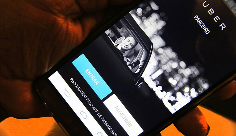 Com a chegada da Uber, outras empresas passaram a investir no segmento de carros particulares