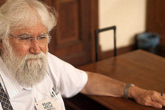 Según Leonardo Boff, contra la presidenta no se identificó ningún crímen