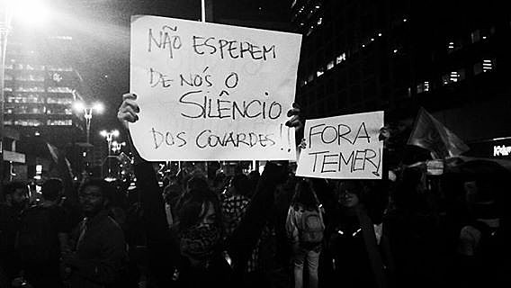 La página de Facebook, Evento Fora Temer permite acceder a informaciones sobres los diversos actos en Brasil