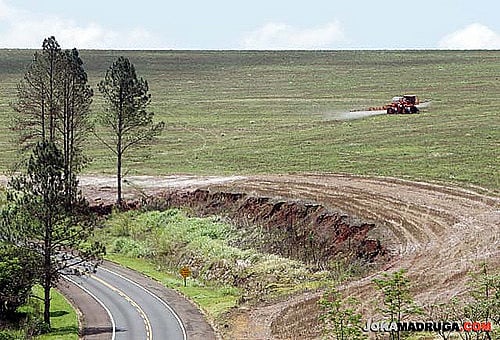 O Brasil, segundo os dados do Atlas, consome 20% de todo agrotóxico comercializado mundialmente.