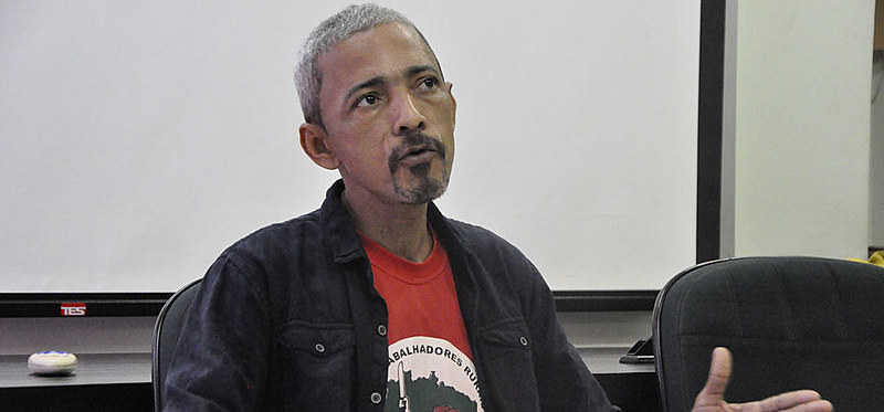 "O movimento social é o olho crítico da sociedade"