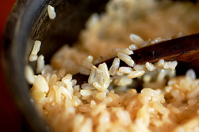 Arroz integral é extremamente benéfico para pessoas com diabetes e hipertensão