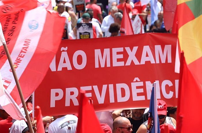 A proposta é que até o dia 26 de julho sejam realizadas assembleias das categorias para definir a paralisação