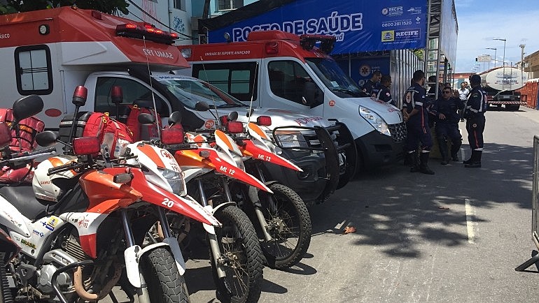 Cada posto terá uma ambulância de suporte básico, uma de suporte avançado e equipe de profissionais de saúde