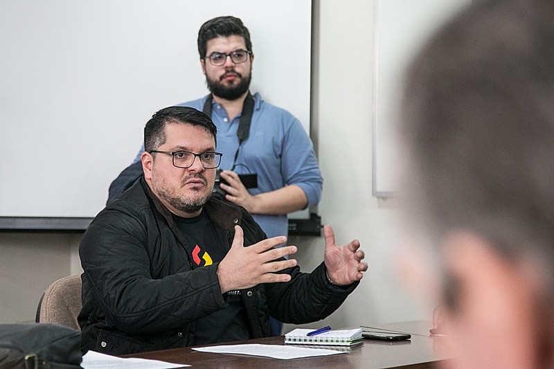 Coletiva de Imprensa de servidores públicos estaduais no CPERS