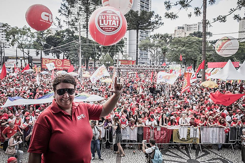Regina Cruz, presidenta da CUT-PR e coordenadora do acampamento Marisa Letícia e da Vigília Lula Livre