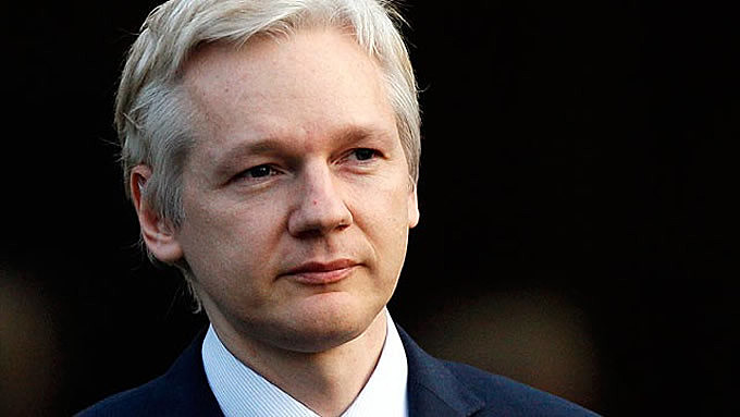 Assange também agradeceu "ao Equador e a seu povo" por ter estado ao seu lado "suportando uma pressão asfixiante"
