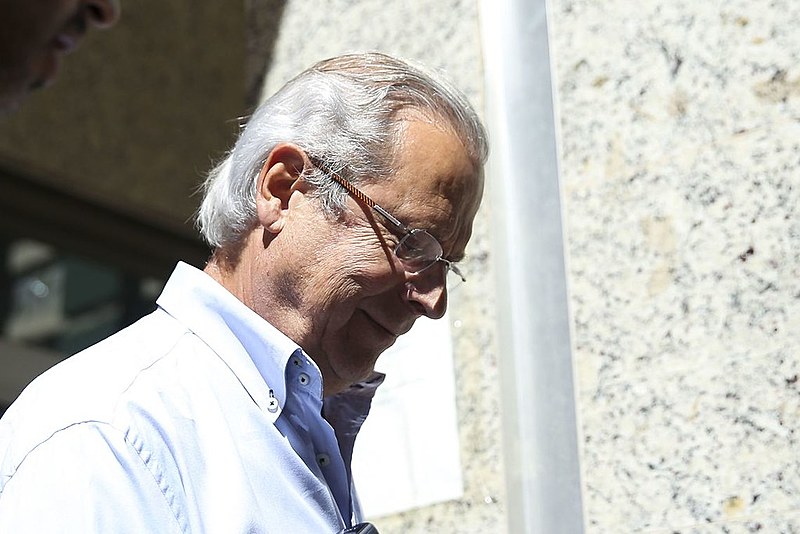 José Dirceu foi preso pela segunda vez em maio do ano passado e solto 1 mês depois