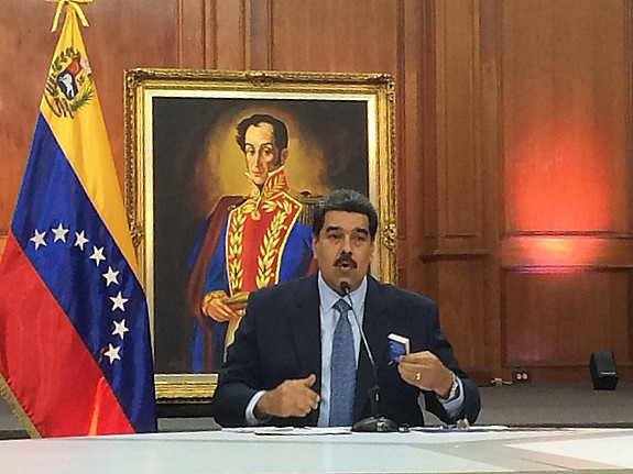 Presidente Nicolás Maduro em entrevista coletiva realizada nessa quarta-feira (9) no Palácio Miraflores, sede do governo