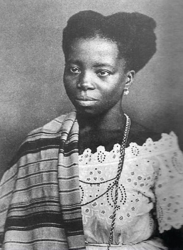 Hilária Batista de Almeida, Tia Ciata ou Ciata da Oxum era Mãe de Santo, e é considerada uma das figuras mais importantes no surgimento do Samba.