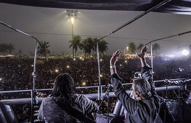 Un mar de gente participó en acto por convocatoria de elecciones directas en Copacabana, en Río de Janeiro