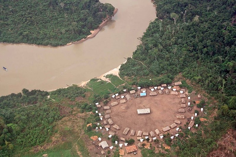 Terra Indígena Trincheira-Bacajá enfrenta invasões de madeireiros e grileiros, em São Félix do Xingu.