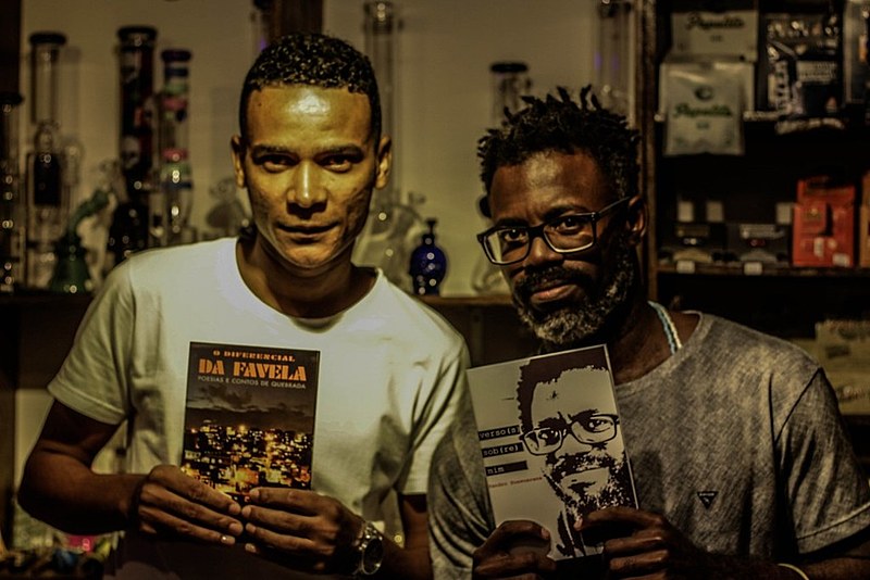 O novo livro reúne poemas e contos de diversos autores e autoras.
