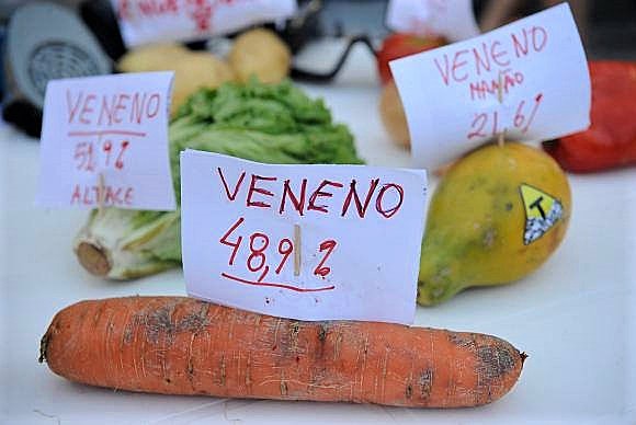 Quatro transnacionais passarão a dominar 65% das vendas de agrotóxicos e pesticidas e cerca de 60% das comercializações de sementes no mundo
