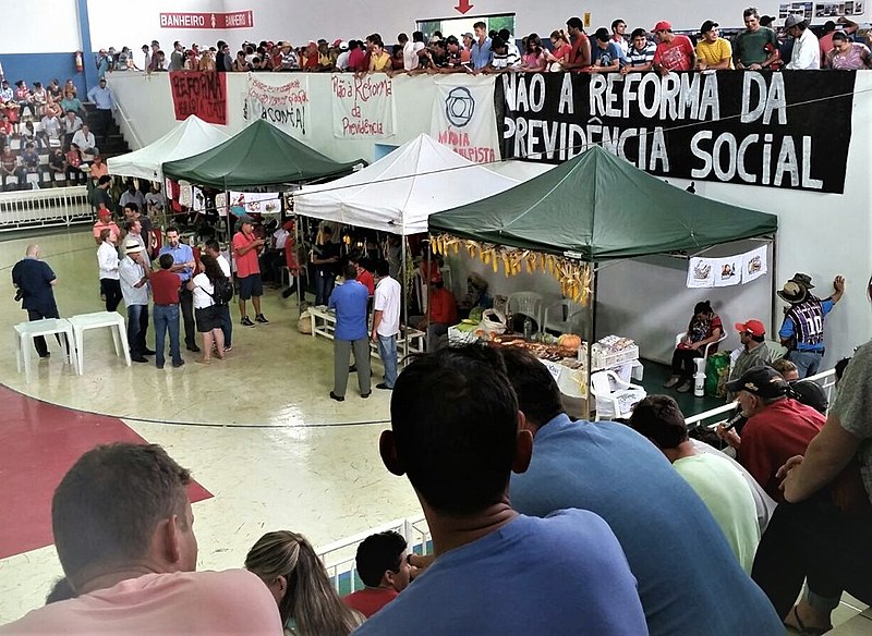 "Lutar pela reforma agrária não é e nunca será crime", disse a defensora pública Camille Costa