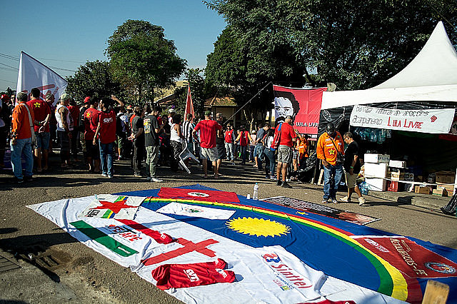 El comunicado también reafirma que la Vigilia Lula Libre seguirá organizada, respetando los acuerdos colectivos