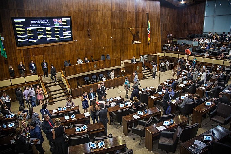 Partidos ainda estão com prazo para inscrições de candidaturas abertas e sem definições oficiais