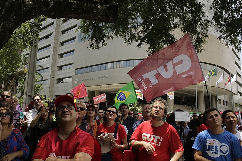 Aula pública realizada em Porto Alegre com o tema: “Direito e Democracia: Eleição sem Lula é Golpe”
