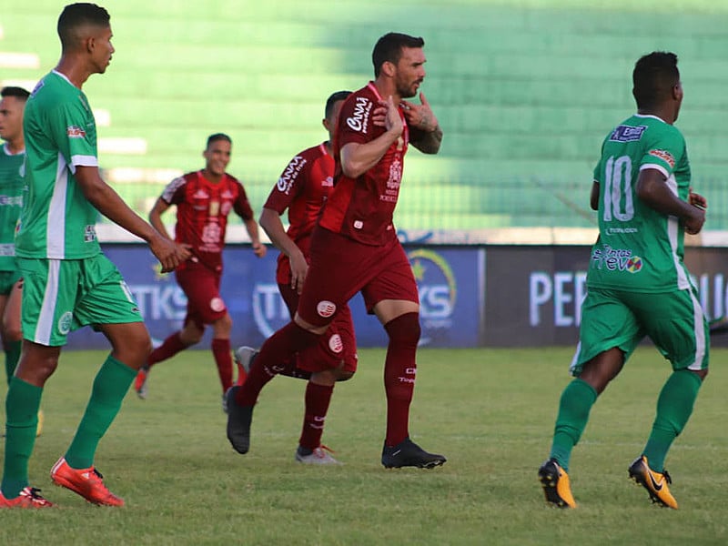 O clube já vinha de uma sequência de sete derrotas e um empate de 0x0 contra o Petrolina