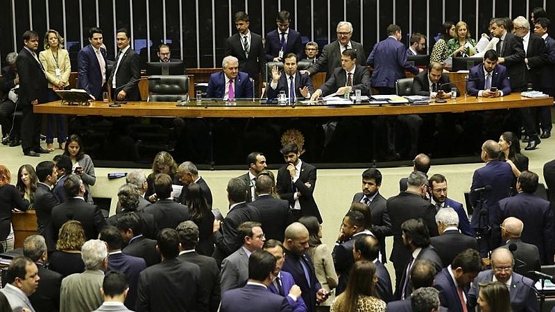  08 dos 12 deputados paraibanos na Câmara votaram a favor