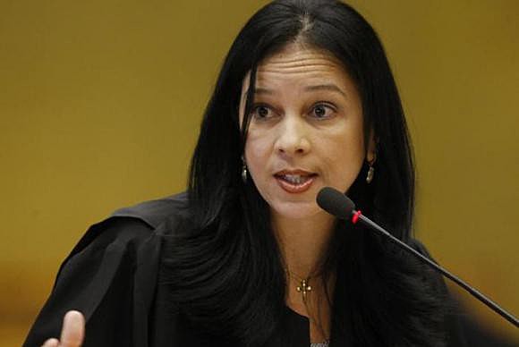 Grace foi secretária-geral do Contencioso (cargo que representa a União perante o STF) entre 2003 e 2016