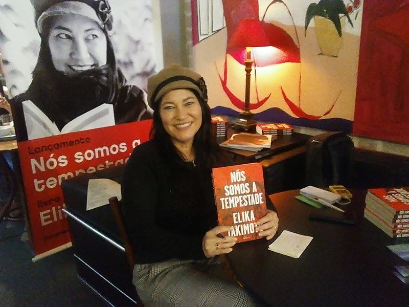 Lançamento do seu oitavo livro aconteceu em Curitiba, neste 7 de setembro.