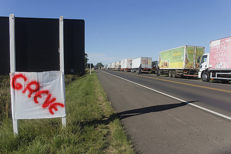 "São lições diárias. Os trabalhadores aprendem com toda greve"