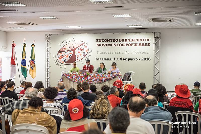Cerca de 300 pessoas participam das atividades
