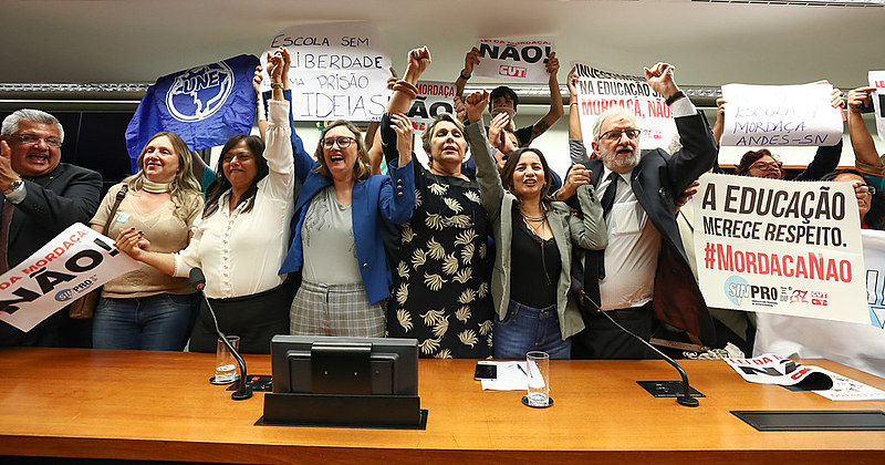 Projeto "Escola sem Partido" foi arquivado na Câmara dos Deputados