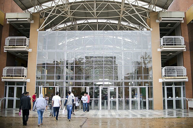 Atualmente, mais de 2 milhões de estudantes participam do programa.