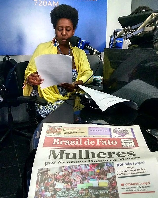 Iyalê passa a comandar o Brasil de Fato, de segunda a sexta, na Rádio Clube 720 AM