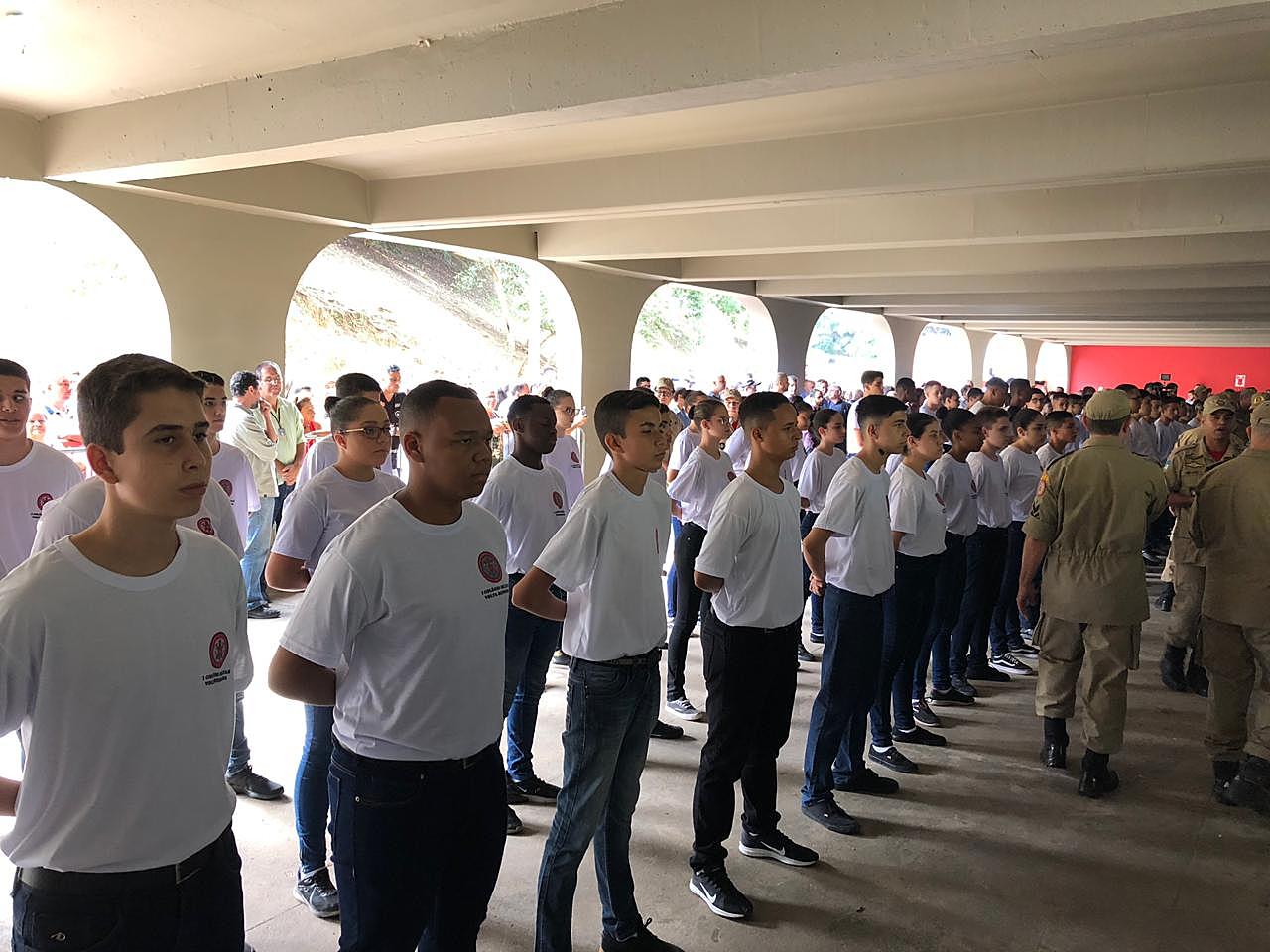 Estudantes de escola militar Rio de Janeiro
