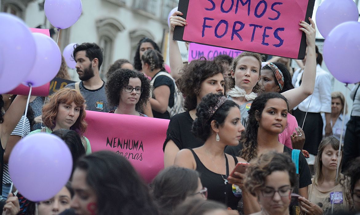 Manifestação mulheres