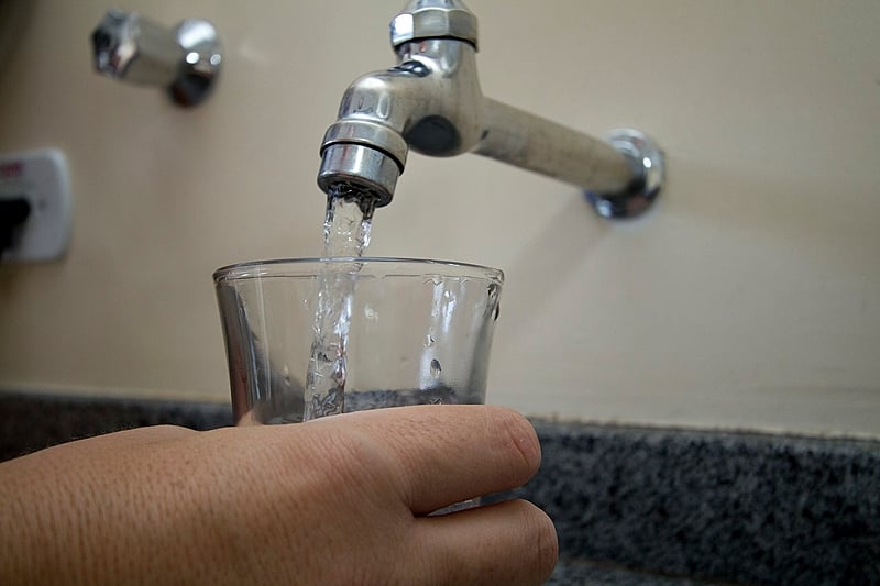 torneira agua